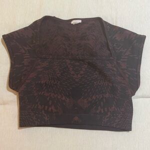 LIKE NEW GYMSHARK ADAPT HOUNDSTOOTH MIDI TOP